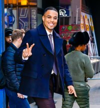 Bachelor of 29 Ellis Family Guide Leader Season